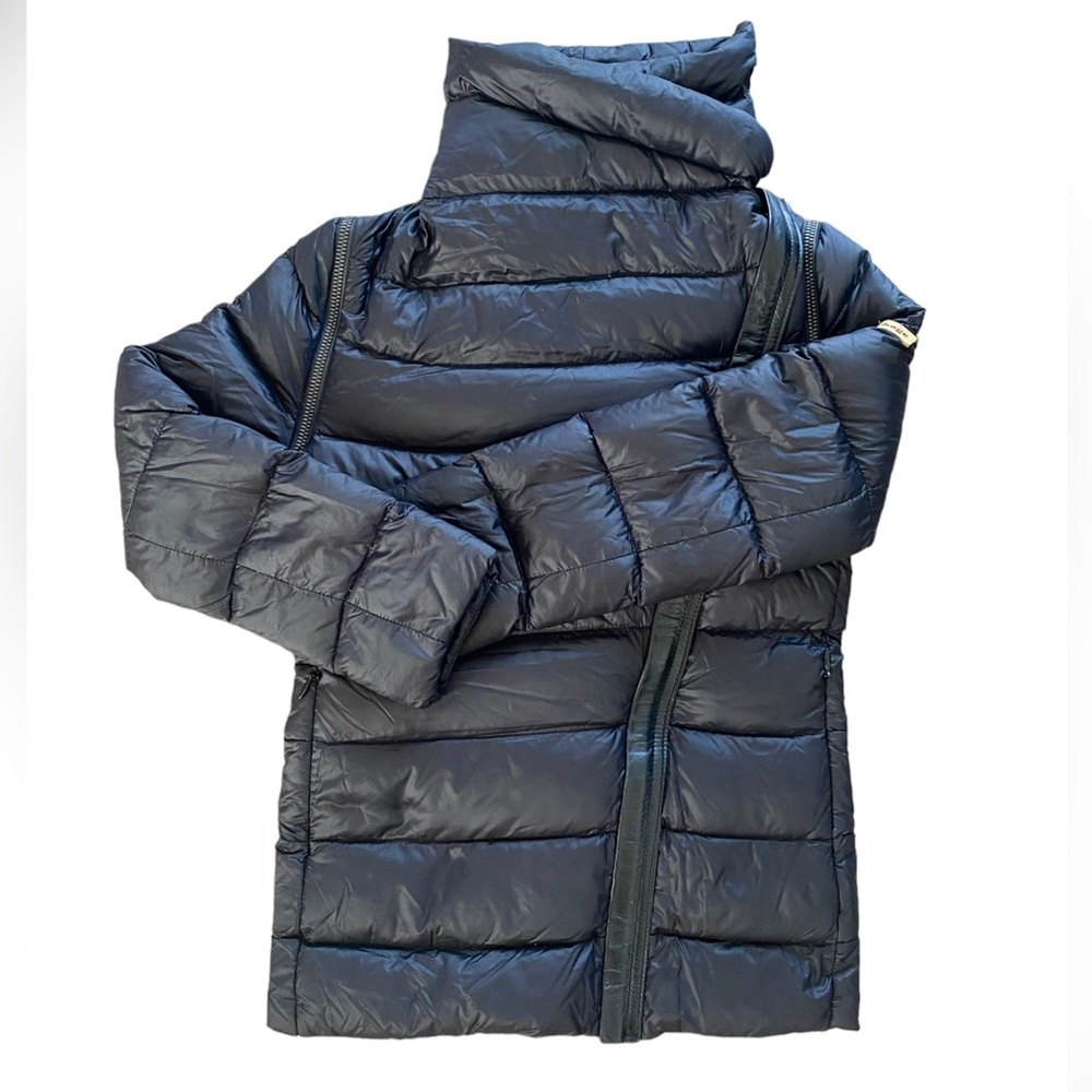 Kids Mackage Duck Down Lightweight Puffer Jacket with Removable Sleeves Size 6